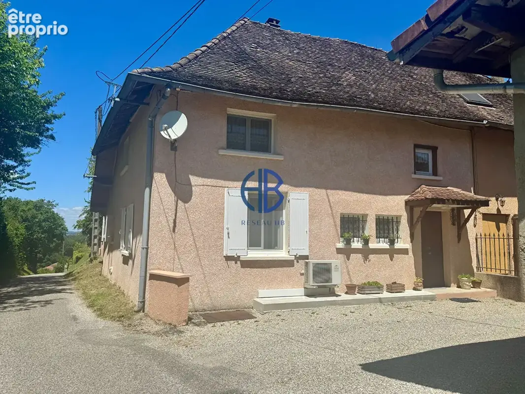 Maison Les Avenieres Veyrins Thuellin 7 pièce(s) 95 m2 - photo 4