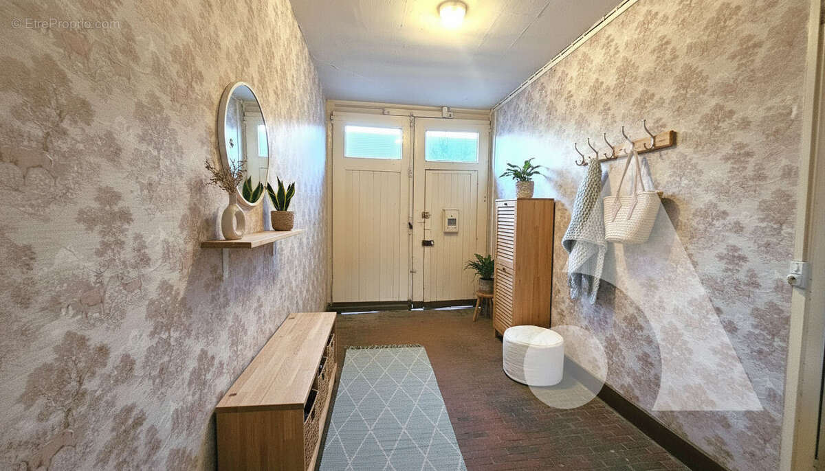 Maison à ESTREES-SAINT-DENIS