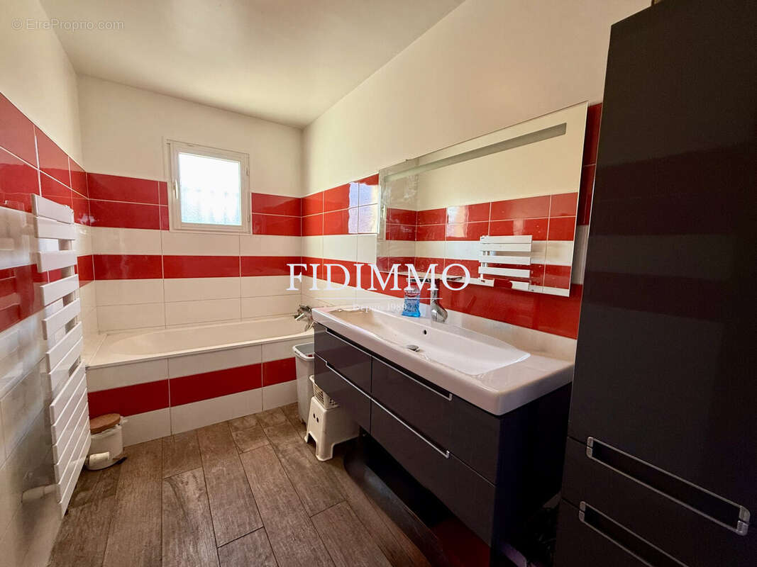 Maison à ORMESSON-SUR-MARNE