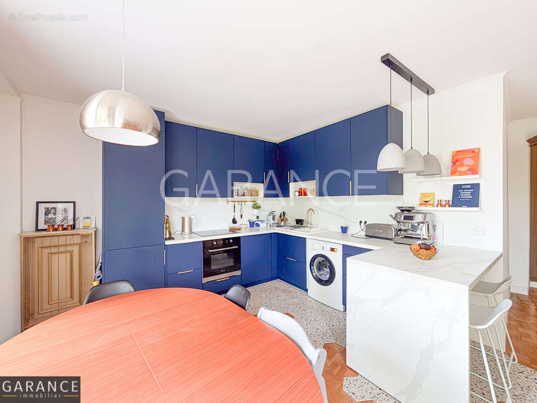 Appartement à PARIS-12E