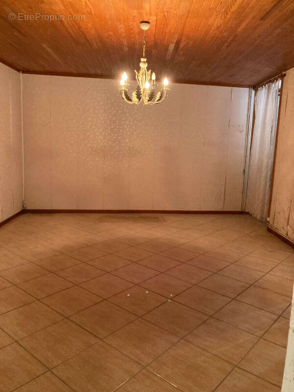 Maison à RIGNY-LE-FERRON