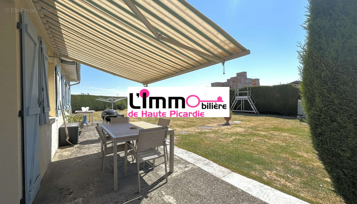 Maison 91 m² à Foucaucourt-En-Santerre  - photo 9