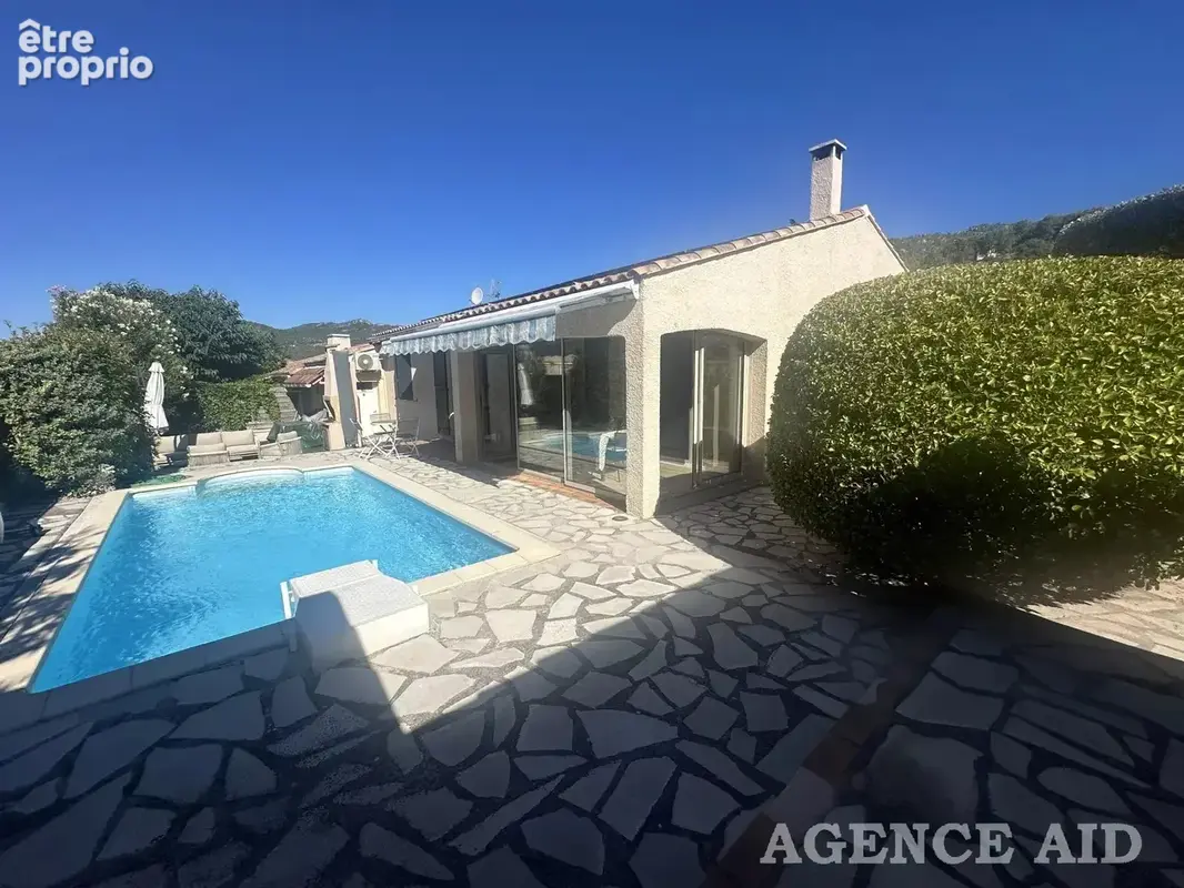 Maison à CUGES-LES-PINS