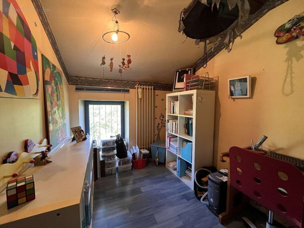 Maison à ARS-SUR-MOSELLE