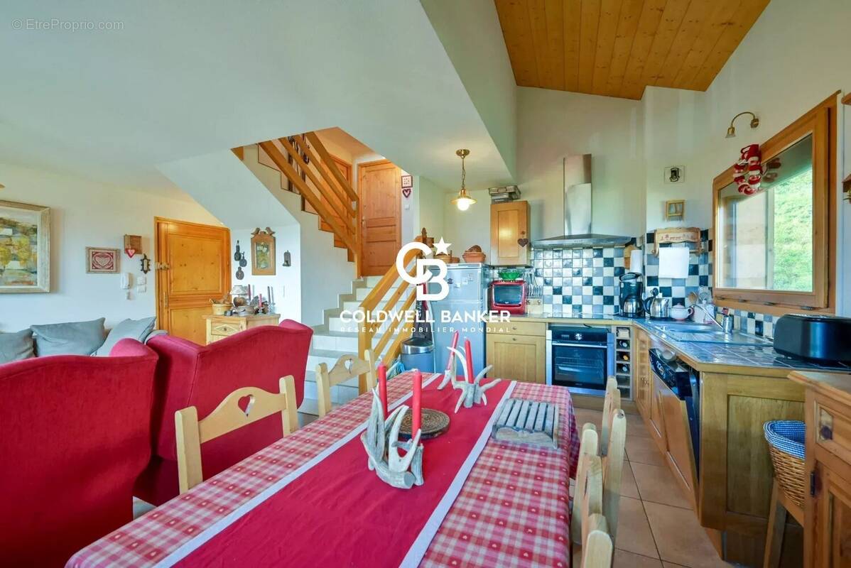 Appartement à COMBLOUX