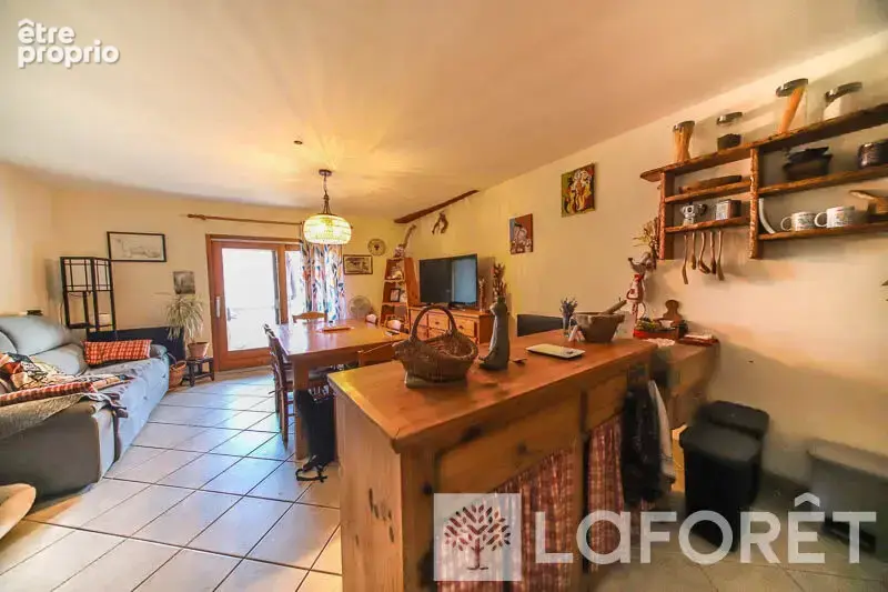 ** appartement type 4 - saint crepin - 4 pièces - photo 3