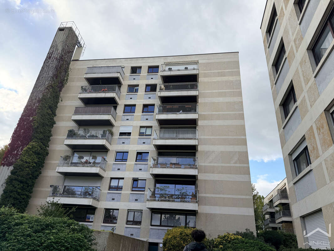 92380 GARCHES - Appartement familiale de 4pc avec vue panoramique - photo 11