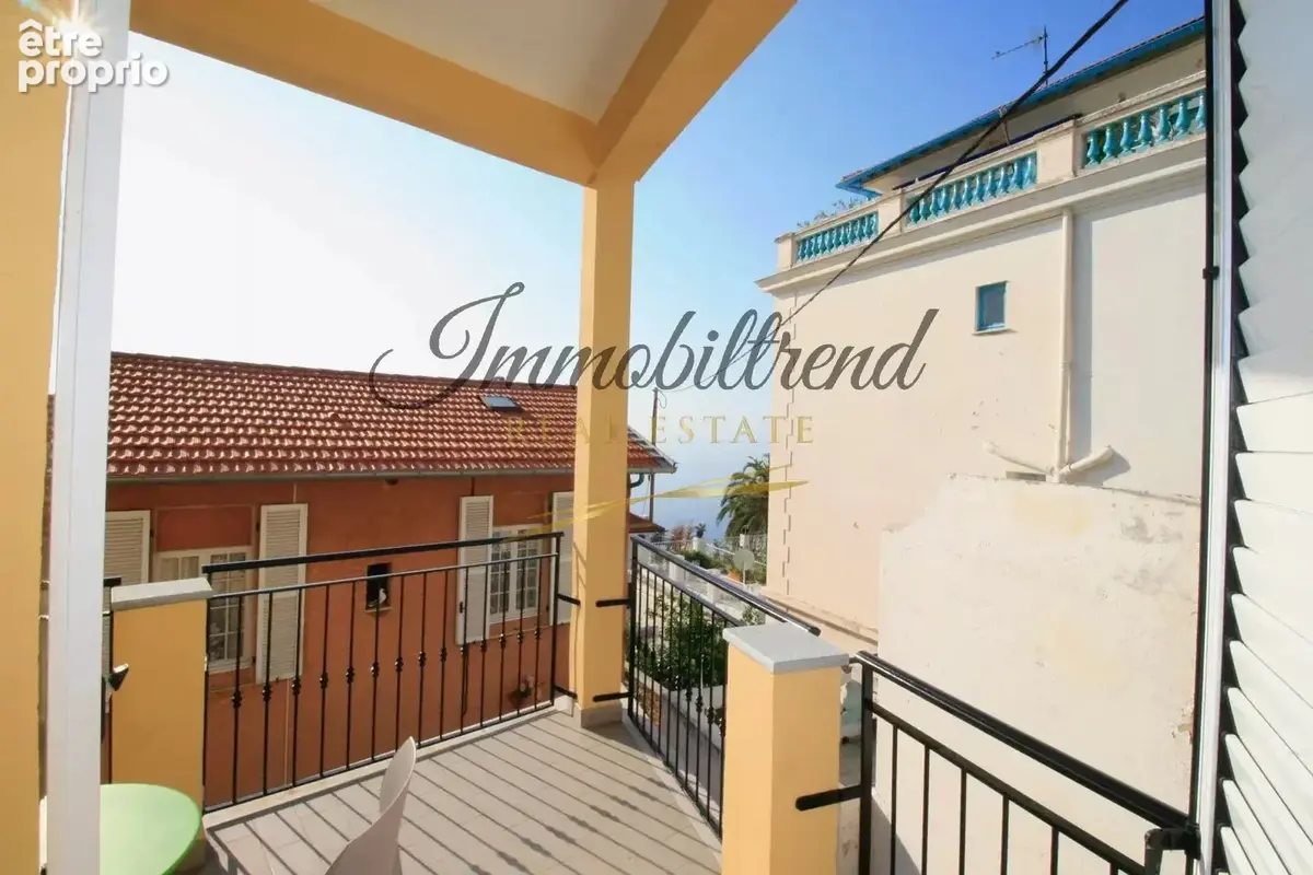 Appartement à ROQUEBRUNE-CAP-MARTIN