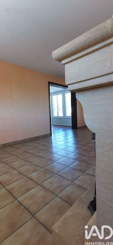 Photo 3 - Maison à TERRASSON-LAVILLEDIEU