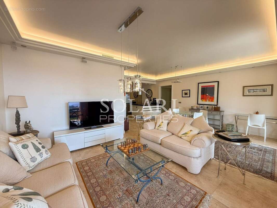 Appartement à THEOULE-SUR-MER
