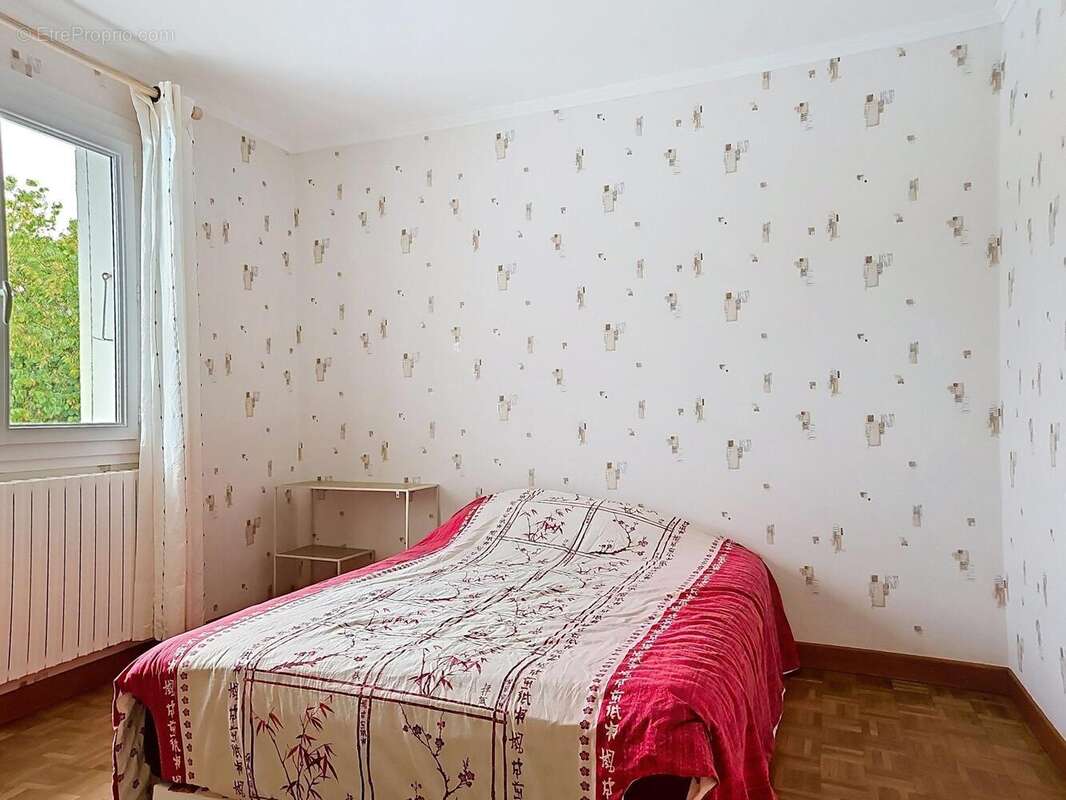 Maison 193 m² à Villeneuve-La-Comptal  - photo 7