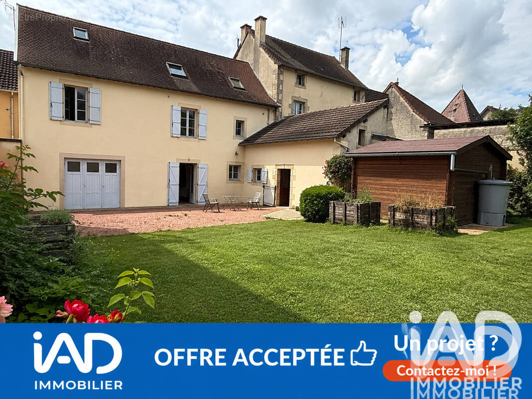 Photo 1 - Maison à CHAROLLES