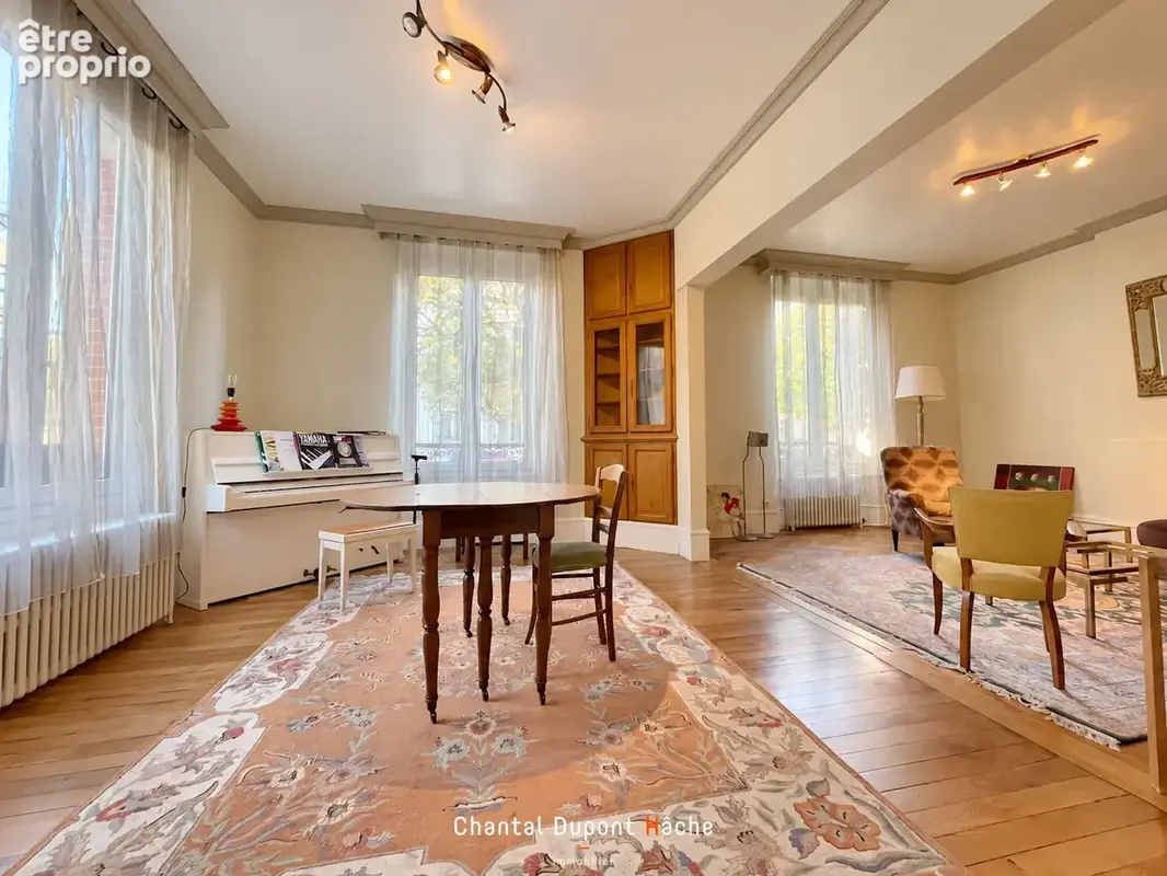CHARTRES MAUNOURY - Maison de caractère avec jardin et dépendance de 80m2 (professionnelle ou maison d'amis) - photo 4
