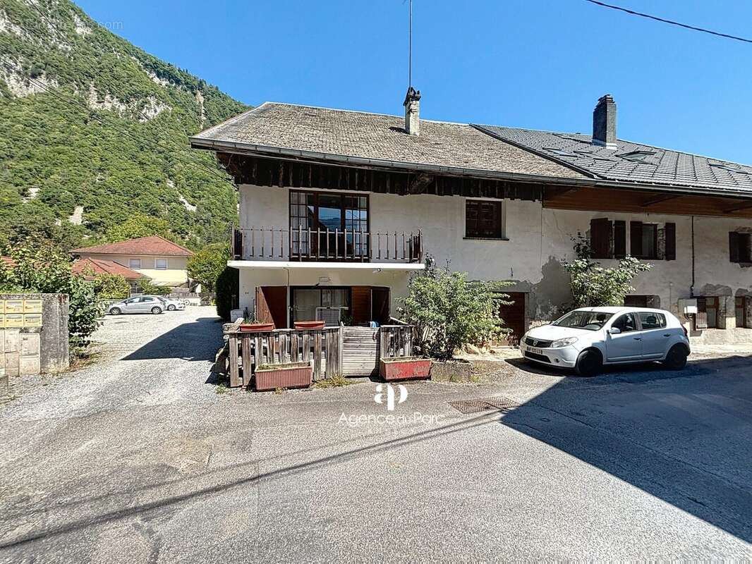Maison à DOUSSARD