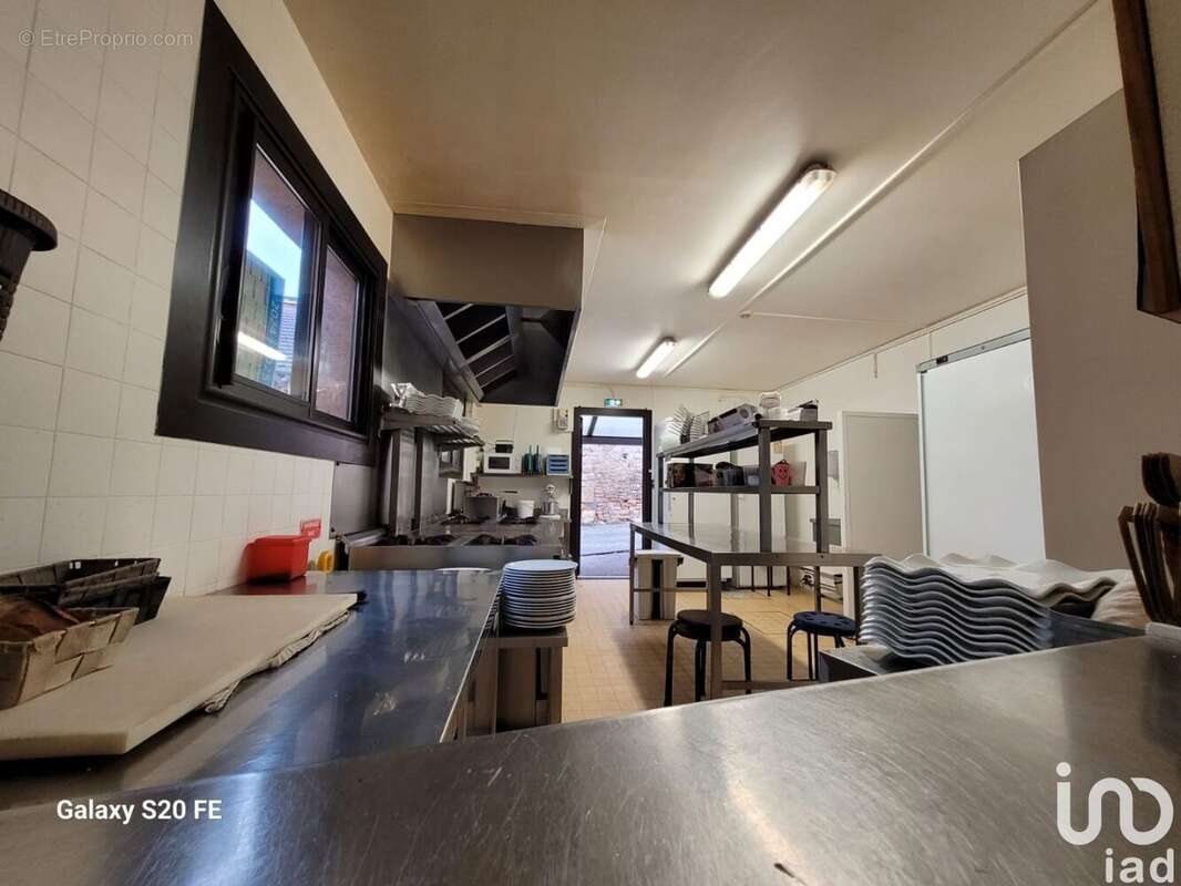 Photo 8 - Commerce à PARAY-LE-MONIAL