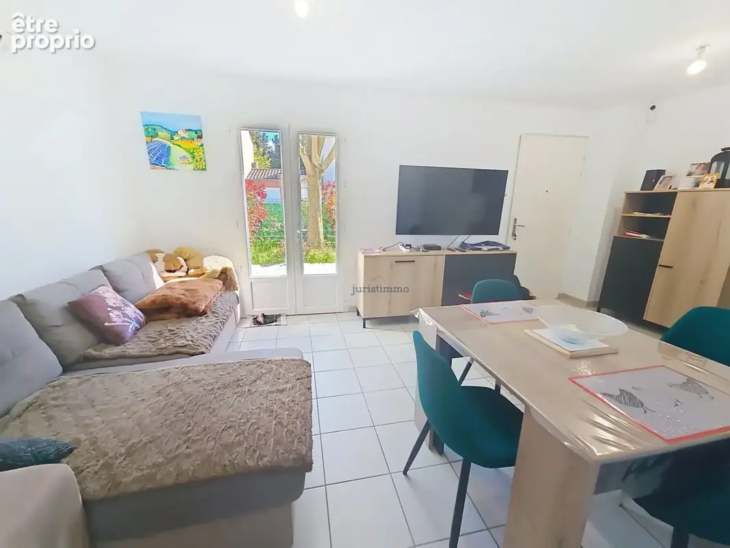 Charmante maison avec 3 chambres, jardin arboré et climatisation. - photo 4