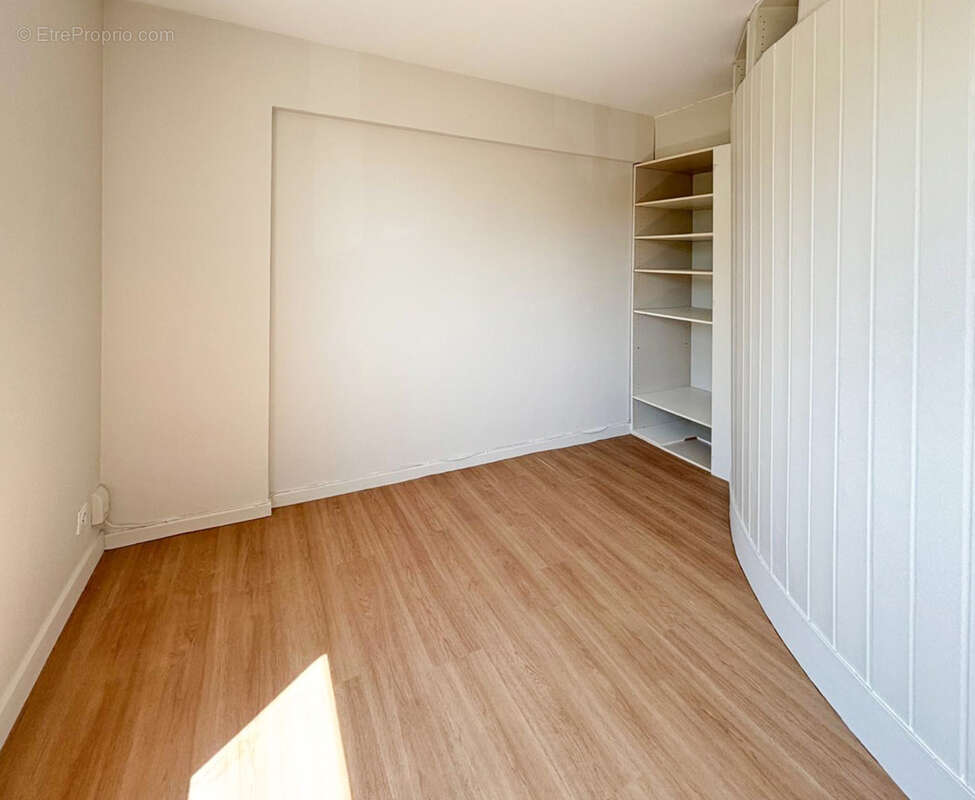 Appartement à vendre 2 pièces FRANCHEVILLE (69) - photo 7