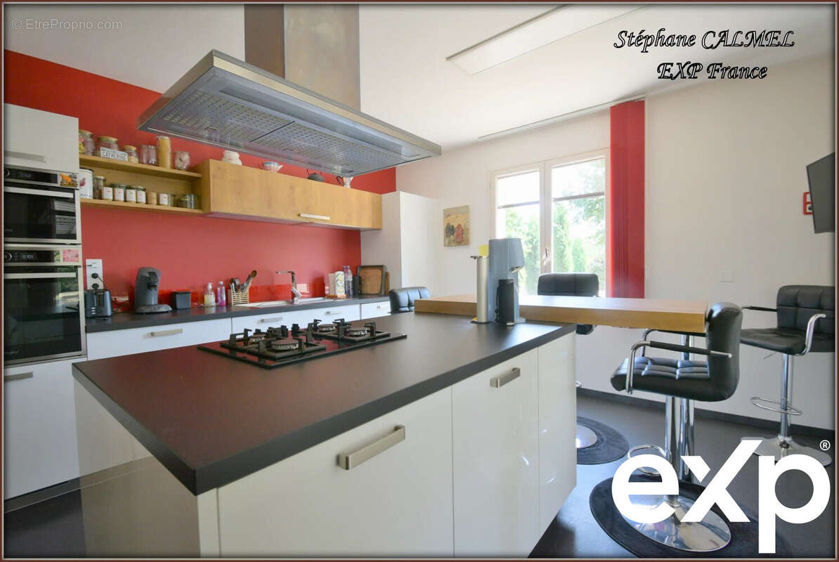 Maison à SAINT-FRONT-DE-PRADOUX