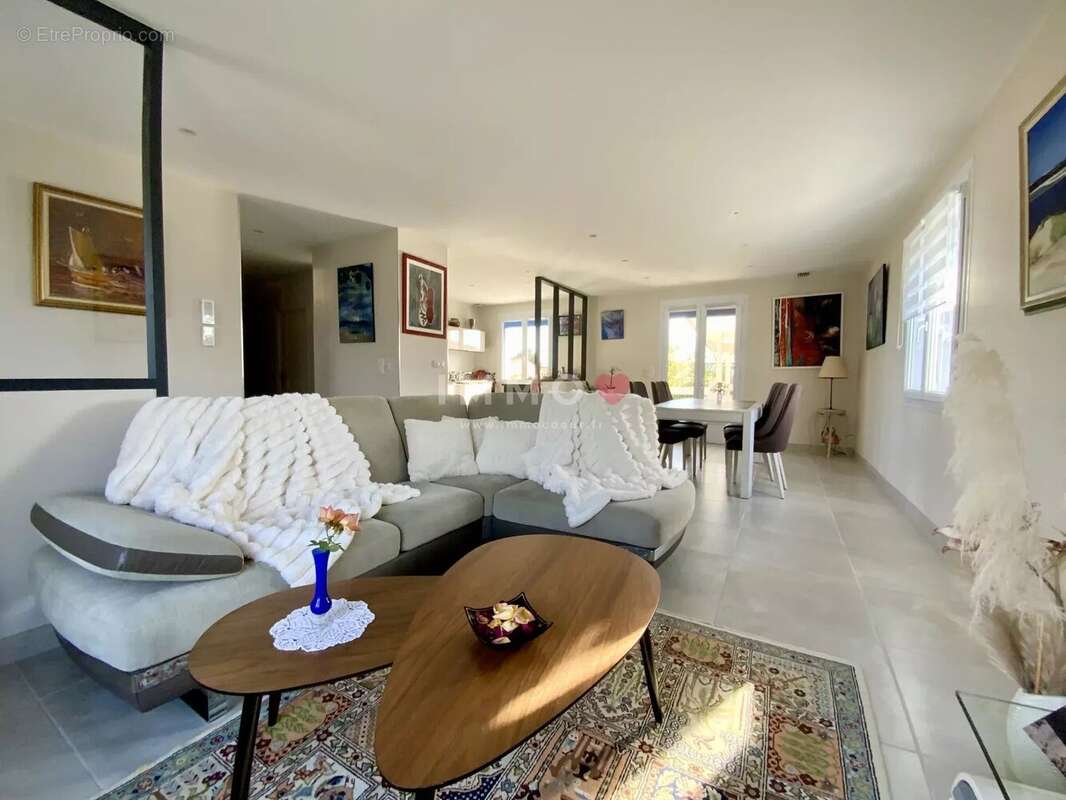 Maison Familiale de 143m² - photo 5