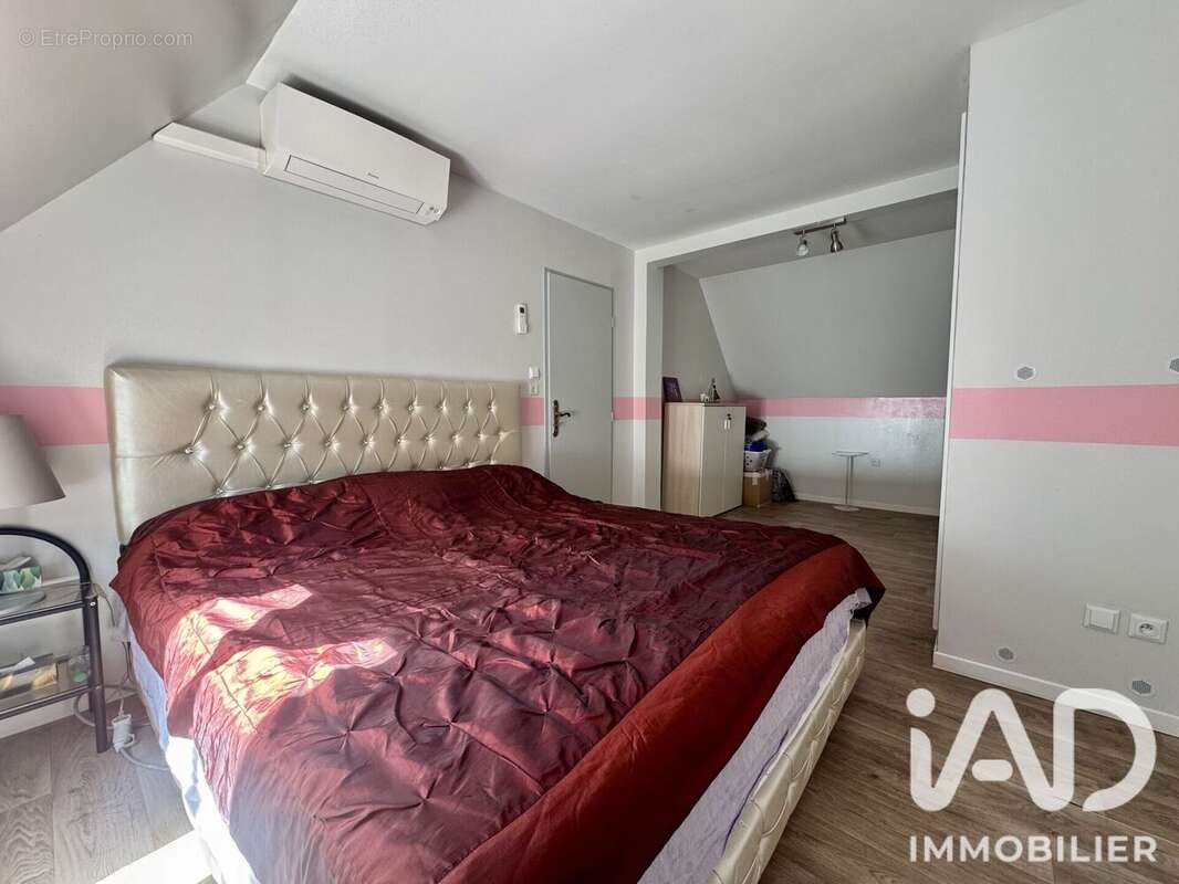 Maison 101 m² à Nogent-L'artaud  - photo 7