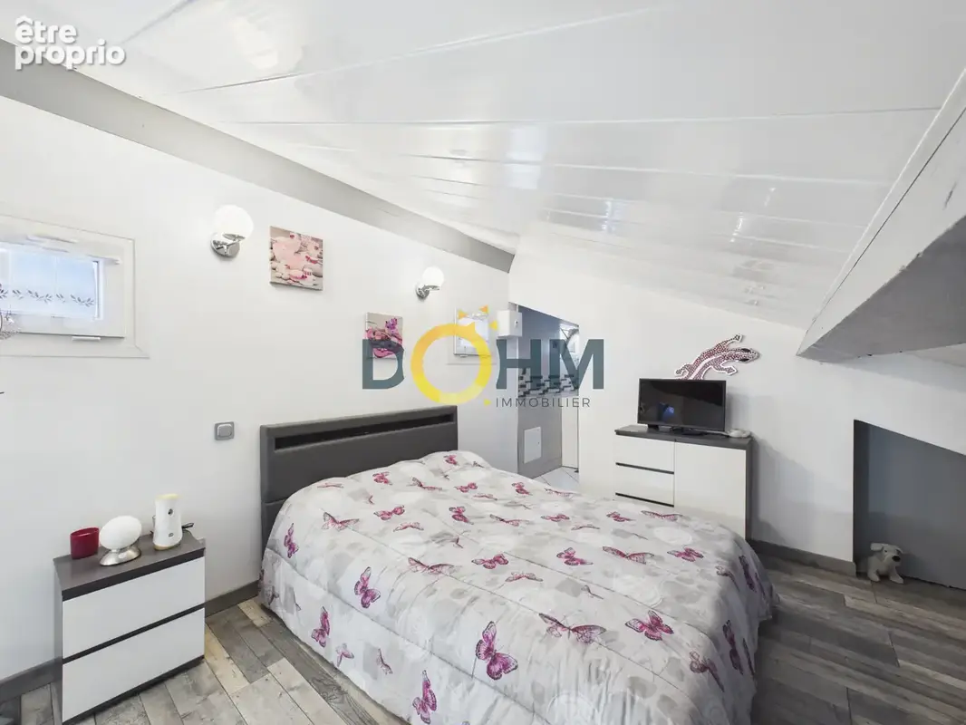 Maison de ville avec grande terrasse et 4 garages - photo 10