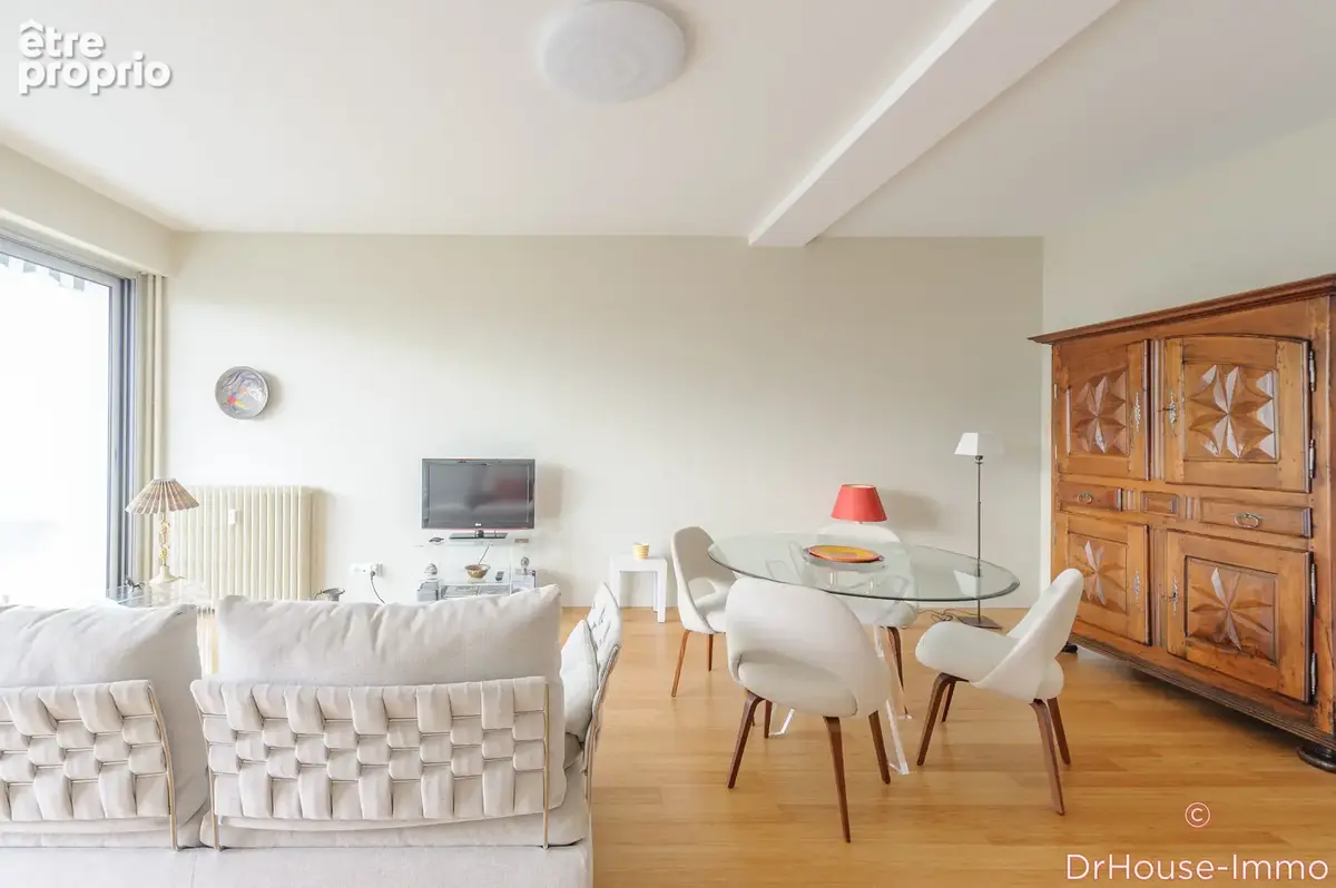 Appartement 3 pièces 82 m² à vendre à La Rochelle (17000) - photo 4