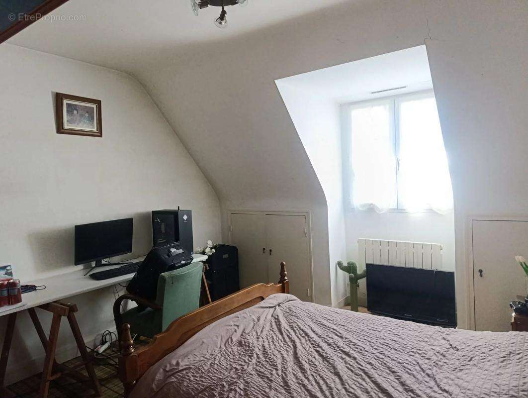 Maison à LE RELECQ-KERHUON