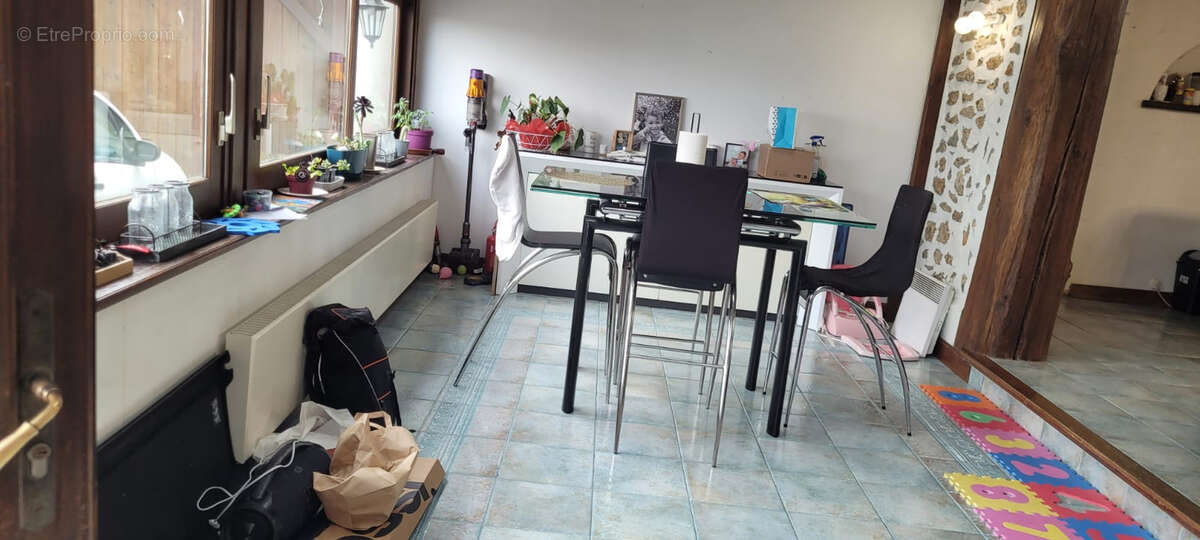 Maison en vente sur terrain de 1 075 m² - photo 4
