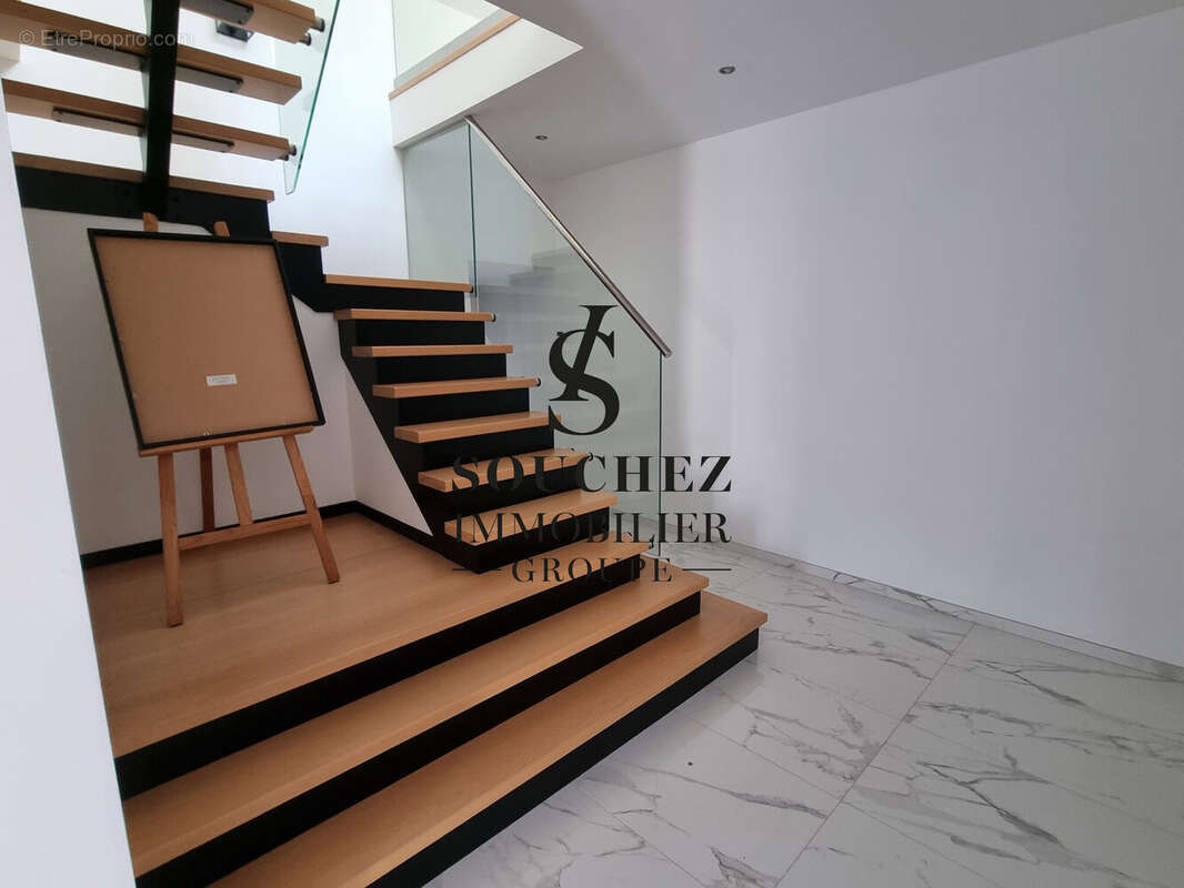 Maison à ABLAIN-SAINT-NAZAIRE