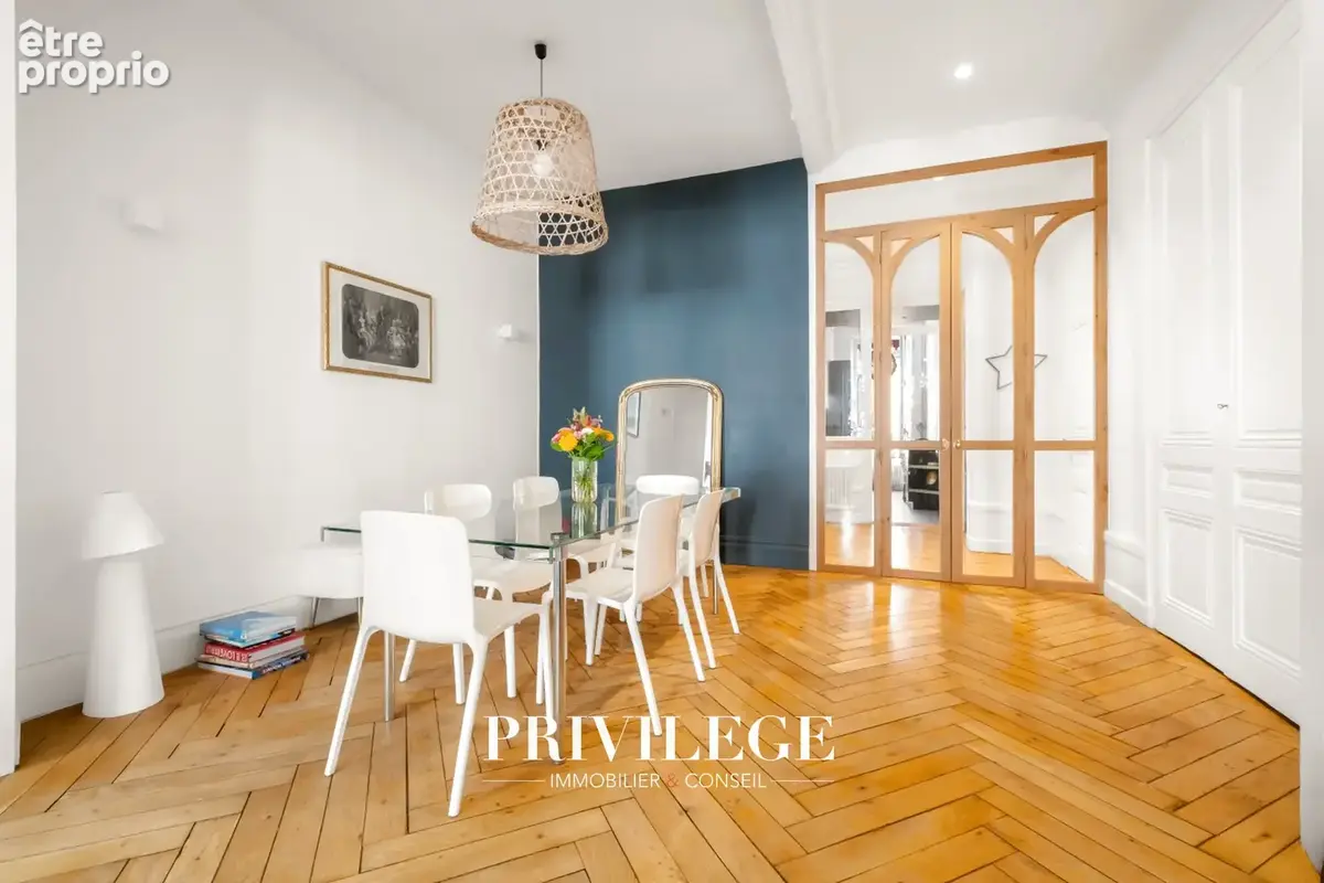 Appartement bourgeois de 110 m2   Lyon 3e, quartier Préfecture - photo 9