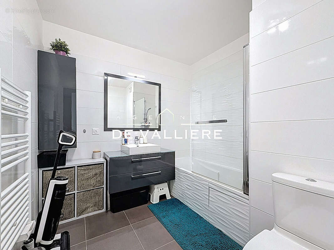 Appartement à RUEIL-MALMAISON