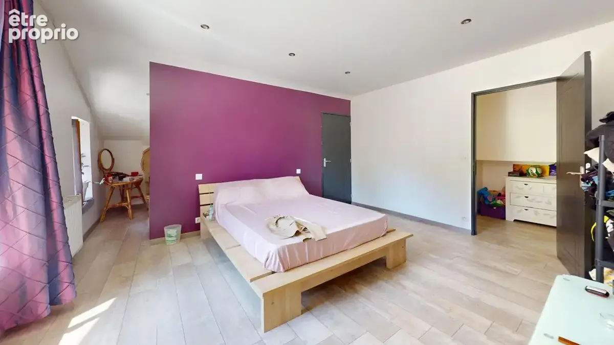 RARE SUR LE SECTEUR – Maison familiale avec grands volumes et cadre de vie exceptionnel - photo 7