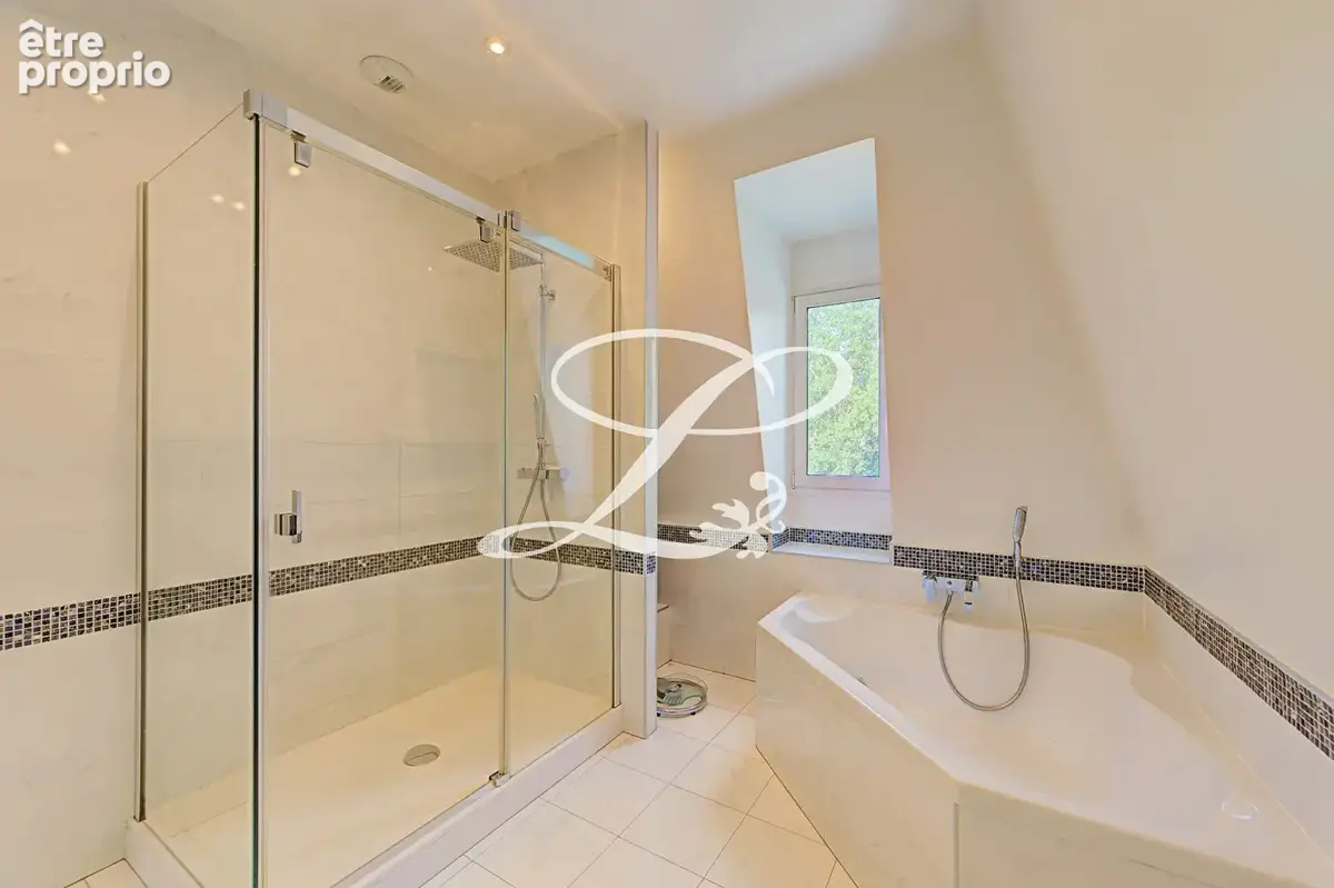 Maison 8 pièces 270 m² à vendre à Maisons-Laffitte (78600) - photo 12