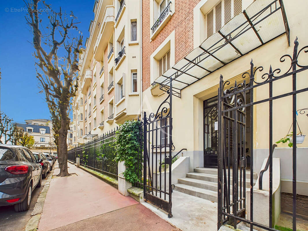 Appartement à SAINT-MAUR-DES-FOSSES