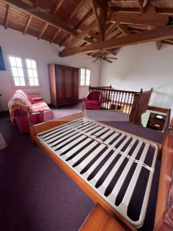 Maison à GENSAC-LA-PALLUE