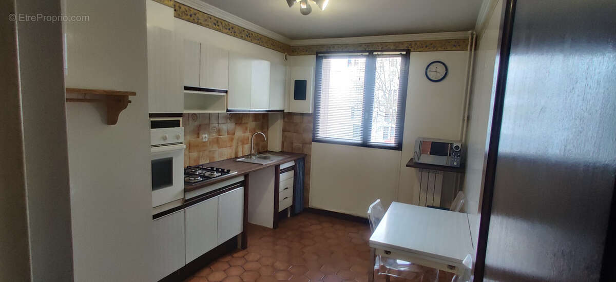 Appartement à MARSEILLE-15E