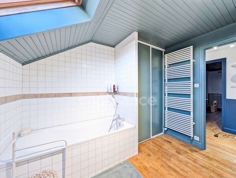 Maison à SAINT-MARCEL