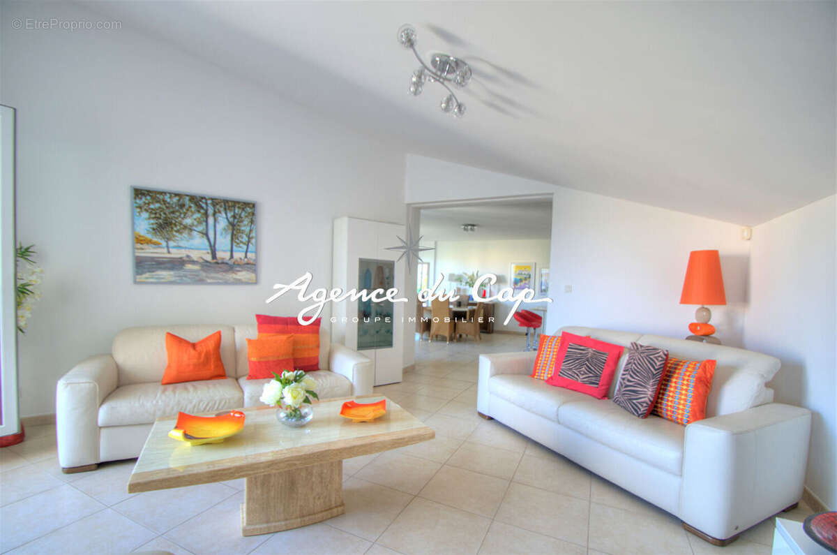 Appartement à SAINT-RAPHAEL