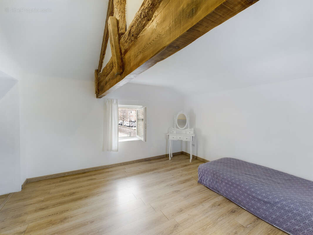 Maison à VAISON-LA-ROMAINE