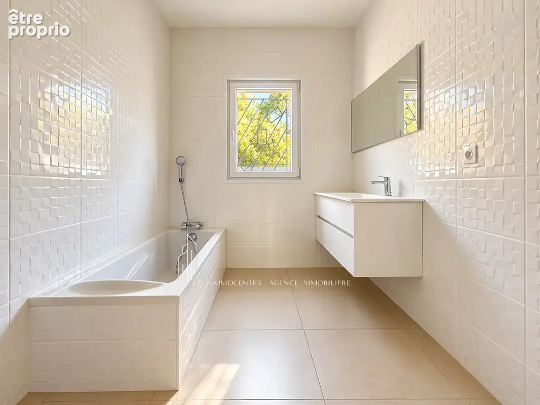 Villa de 96 m2 construite en 2011   Jamais habitée - photo 8