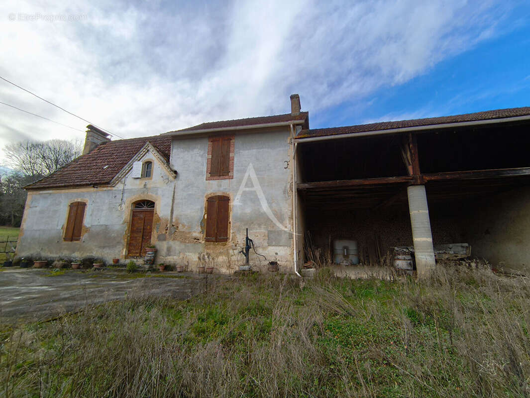 Maison à BENTAYOU-SEREE