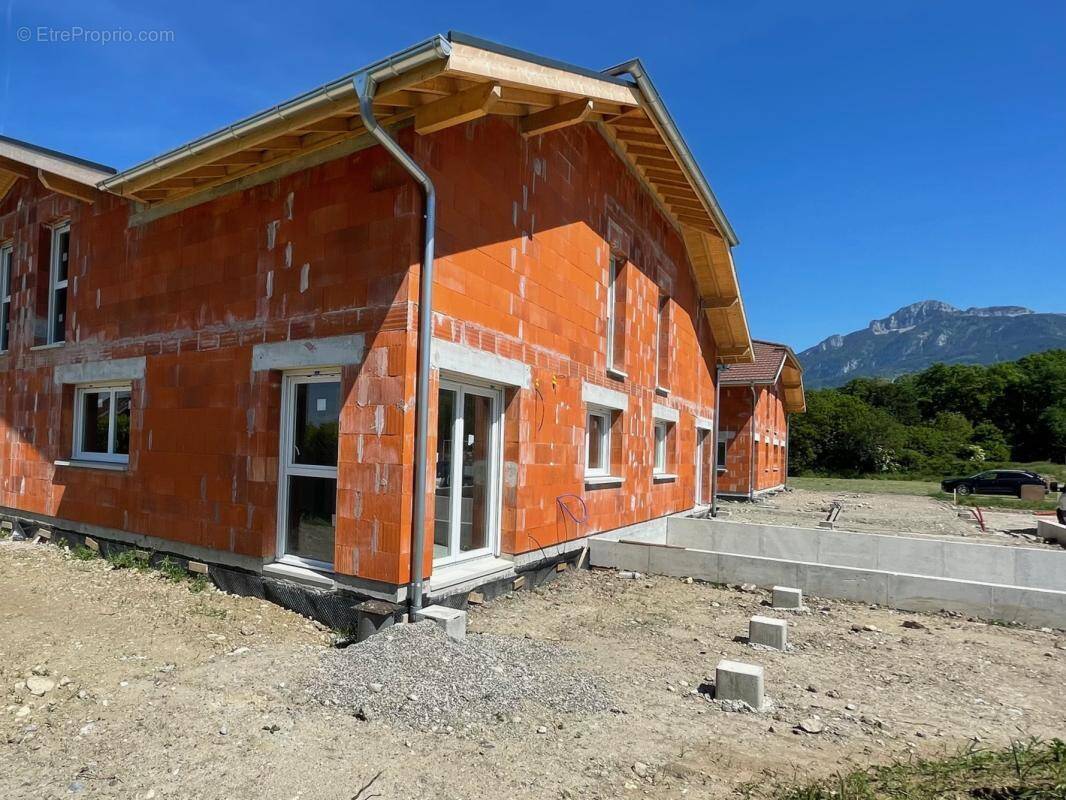 Appartement à AMANCY