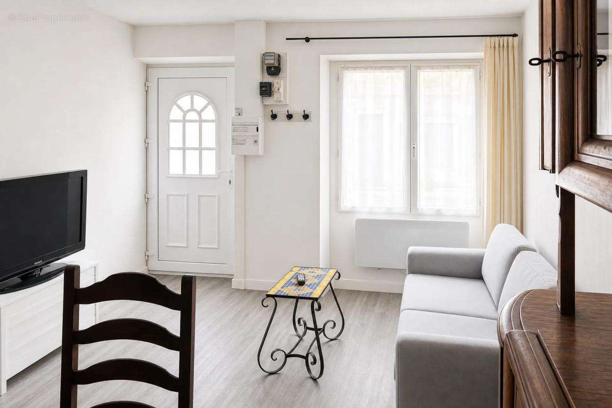 Maison de charme  à Saint-Denis - photo 3