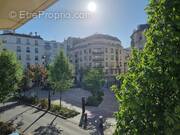 Appartement à LEVALLOIS-PERRET