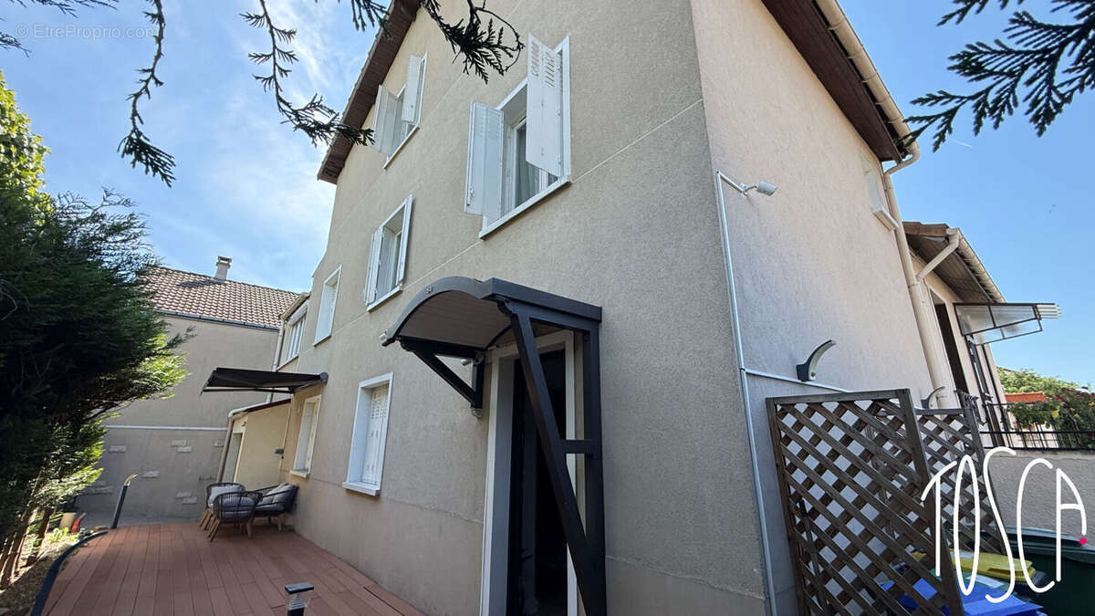 Maison à CHOISY-LE-ROI