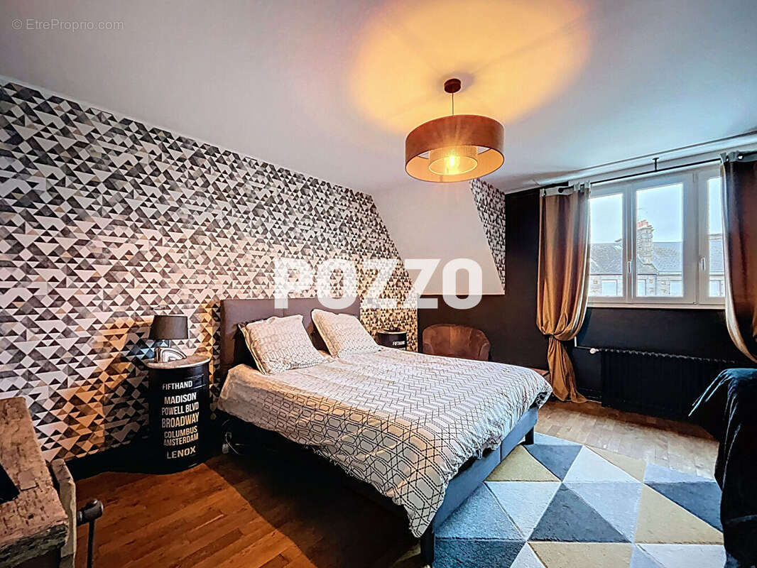 Appartement à SAINT-HILAIRE-DU-HARCOUET