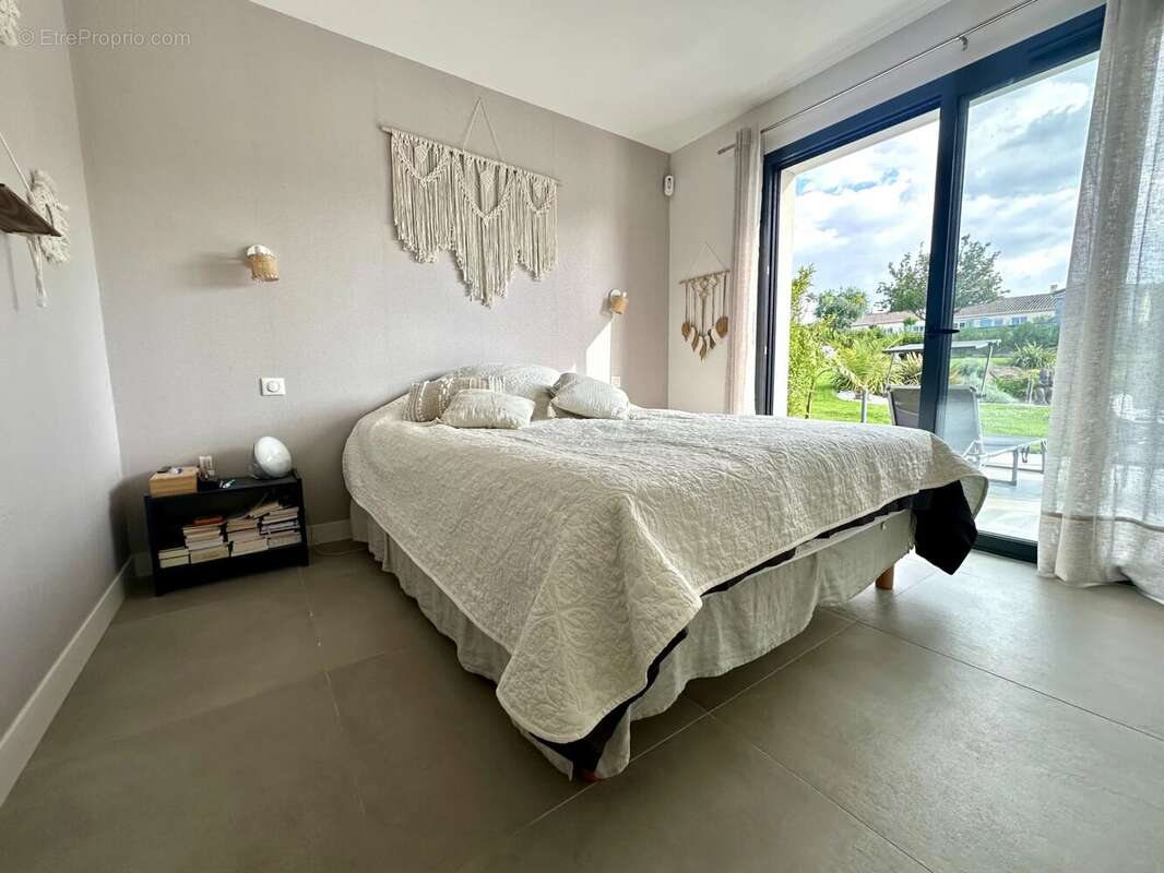 Maison à LAPEYROUSE-FOSSAT