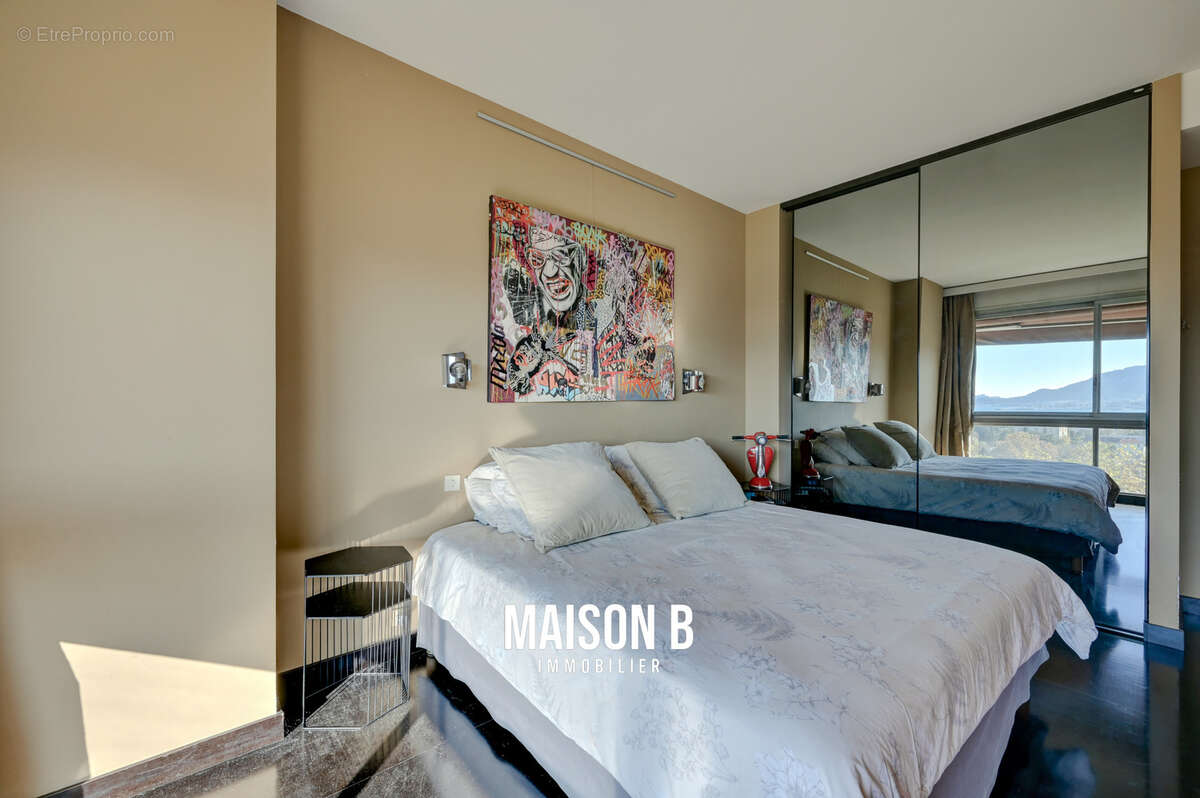 Appartement à MARSEILLE-8E