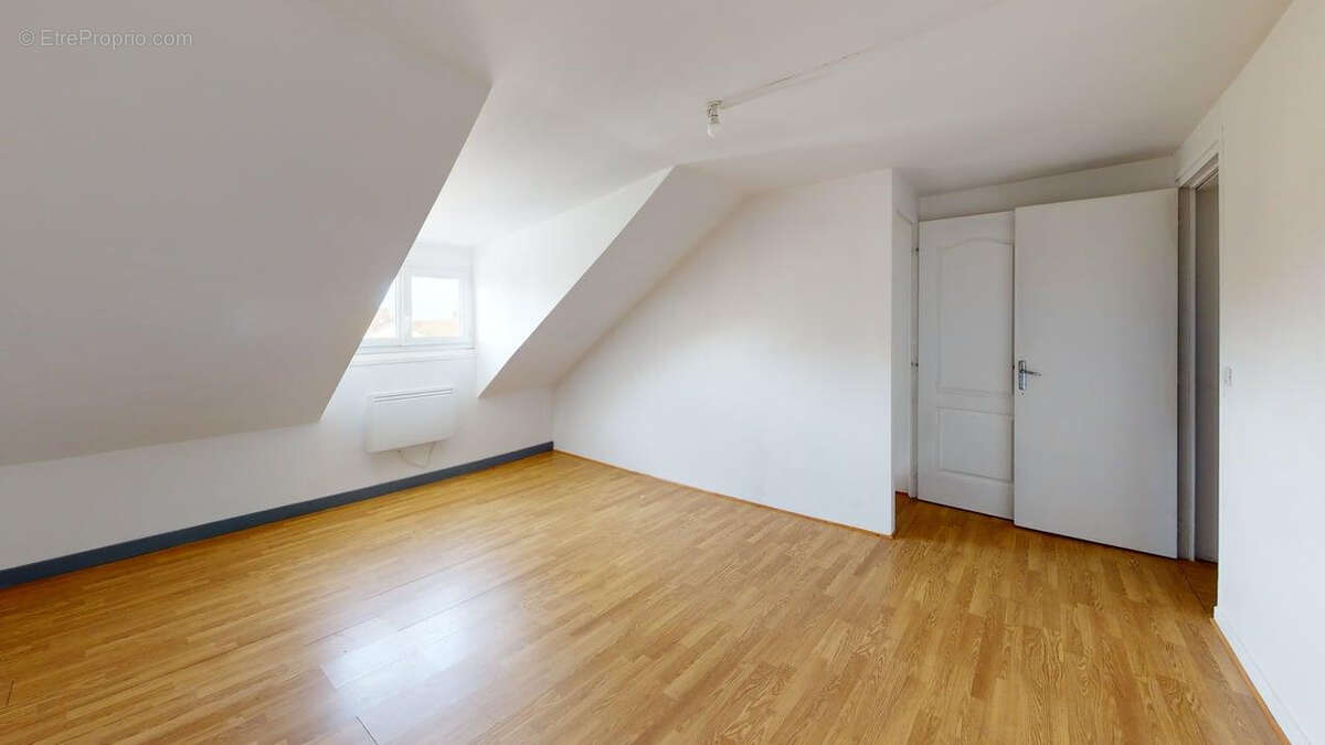 Appartement à COULOMMIERS