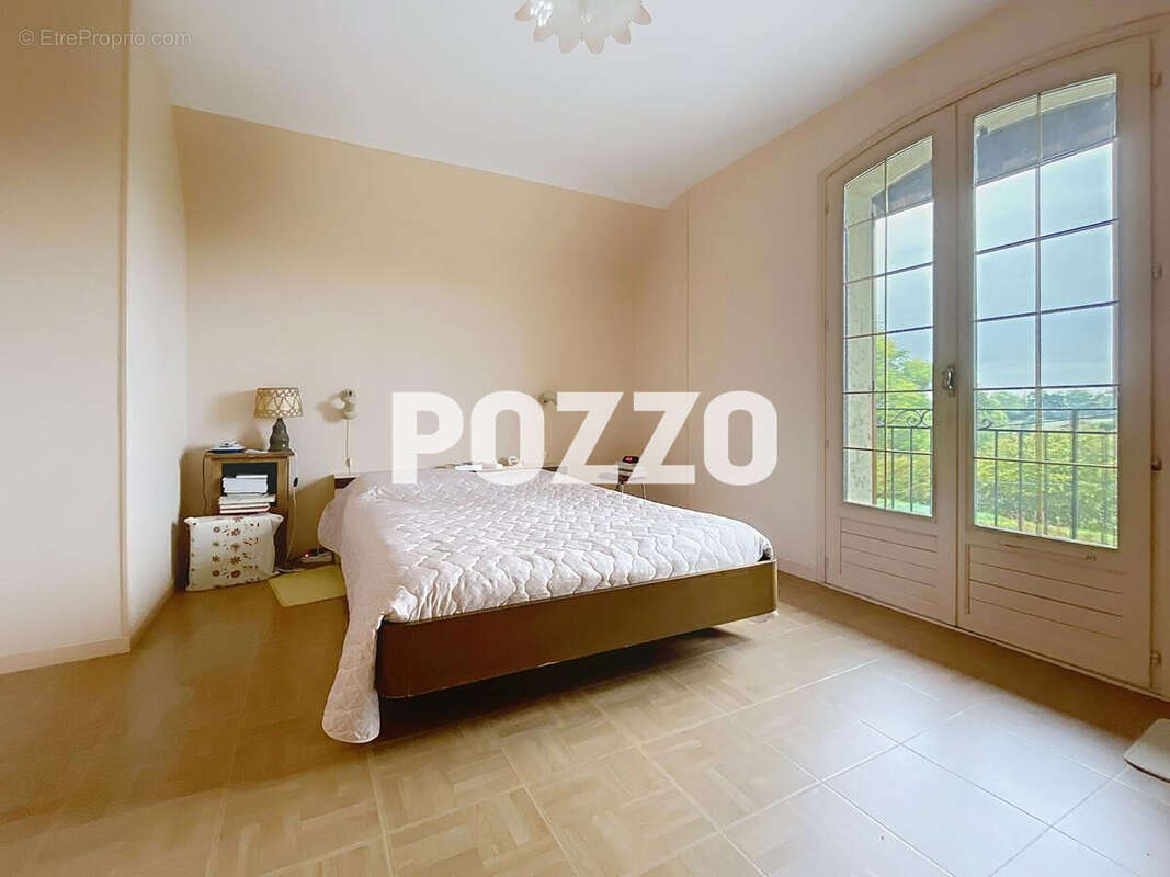 Maison à TOURNAY-SUR-ODON